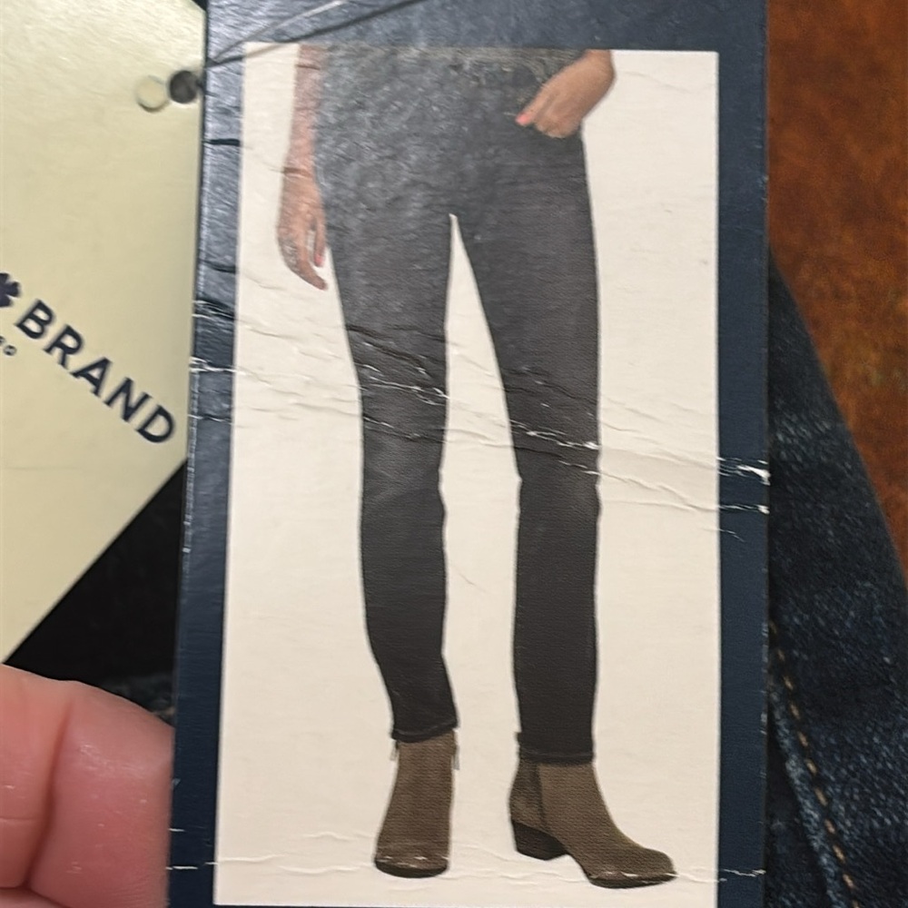 NWT Lucky Brand Skinny Jeans
